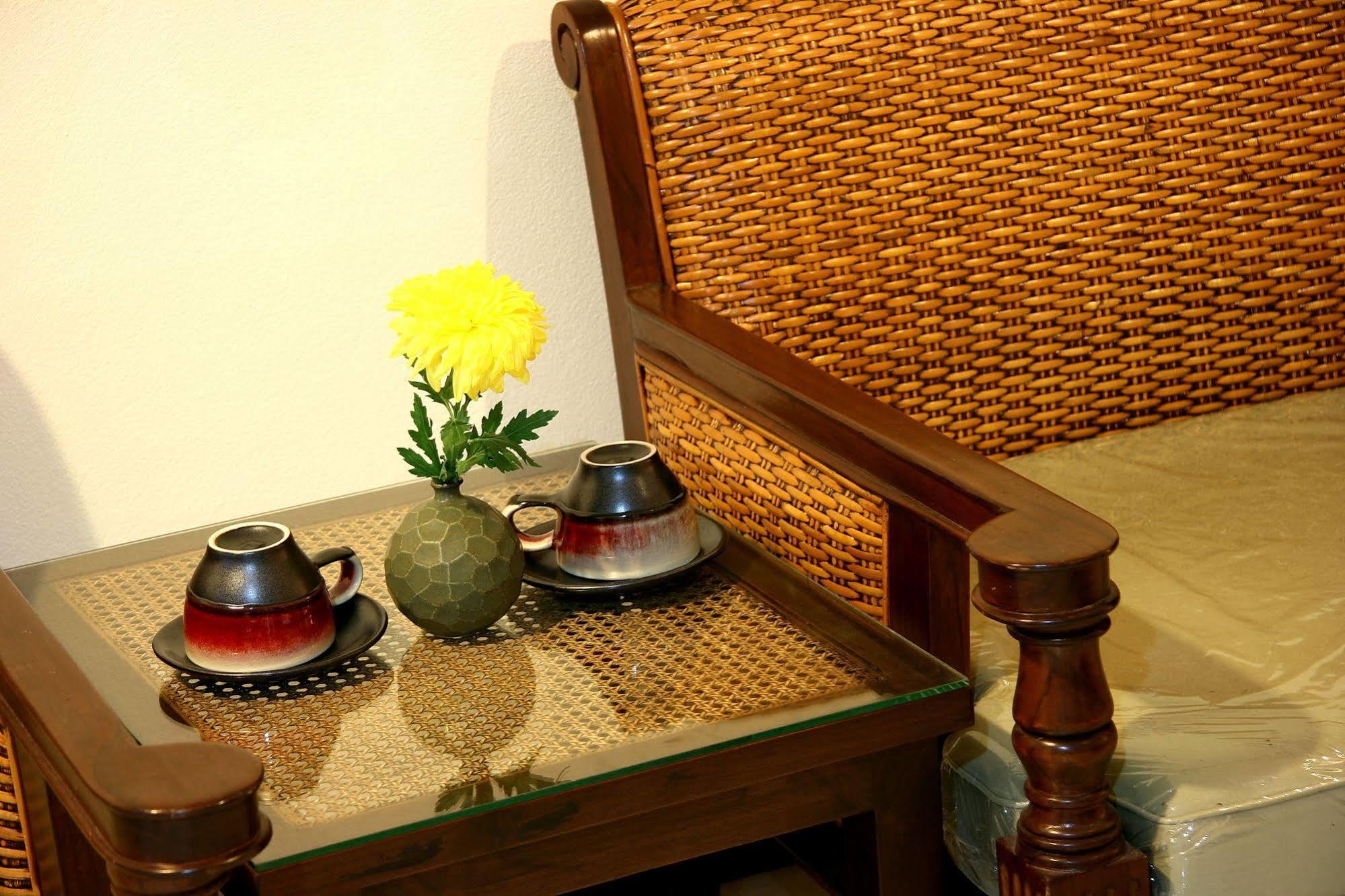 Na Thapae Hotel Chiang Mai Bagian luar foto